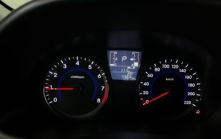 Hyundai Solaris II рестайлинг, 2016 год, 990 000 рублей, 12 фотография