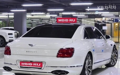 Bentley Flying Spur, 2022 год, 18 139 000 рублей, 2 фотография