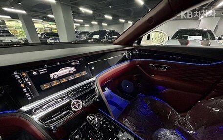 Bentley Flying Spur, 2022 год, 18 139 000 рублей, 10 фотография