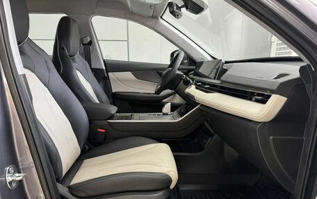 Chery Tiggo 4 I рестайлинг, 2025 год, 2 420 000 рублей, 8 фотография
