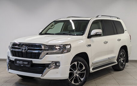 Toyota Land Cruiser 200, 2021 год, 7 995 000 рублей, 1 фотография