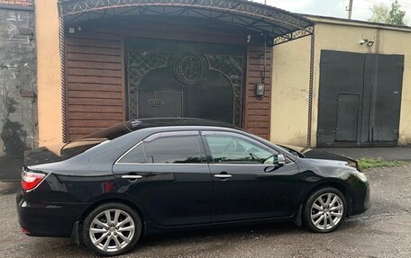 Toyota Camry, 2015 год, 2 190 000 рублей, 2 фотография