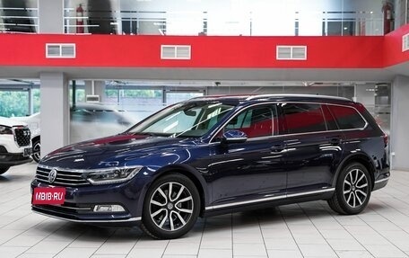 Volkswagen Passat B8 рестайлинг, 2018 год, 2 299 000 рублей, 1 фотография