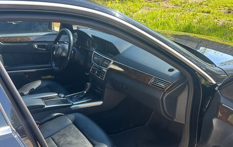 Mercedes-Benz E-Класс, 2011 год, 1 299 000 рублей, 7 фотография