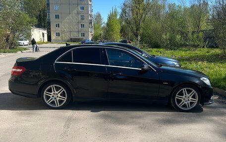 Mercedes-Benz E-Класс, 2011 год, 1 299 000 рублей, 6 фотография