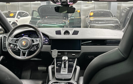 Porsche Cayenne III, 2019 год, 9 990 000 рублей, 17 фотография
