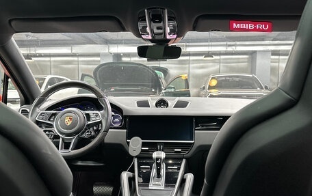 Porsche Cayenne III, 2019 год, 9 990 000 рублей, 18 фотография