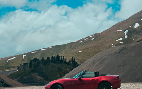Mazda MX-5, 2020 год, 2 850 000 рублей, 2 фотография