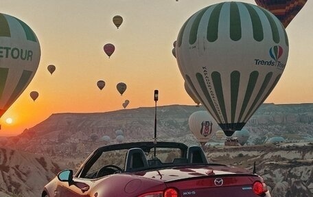 Mazda MX-5, 2020 год, 2 850 000 рублей, 12 фотография