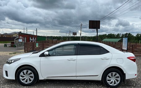 Toyota Corolla, 2013 год, 1 370 000 рублей, 2 фотография
