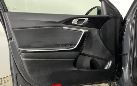 KIA cee'd III, 2019 год, 1 852 000 рублей, 24 фотография
