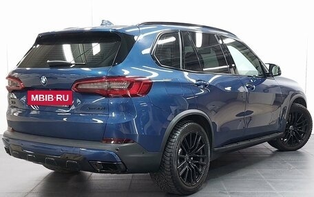 BMW X5, 2019 год, 5 977 000 рублей, 2 фотография