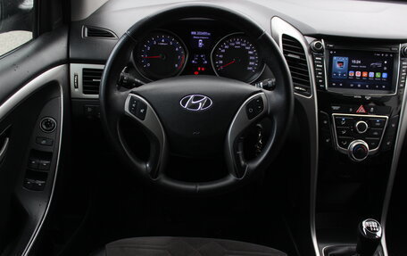 Hyundai i30 II рестайлинг, 2012 год, 810 000 рублей, 15 фотография