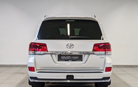 Toyota Land Cruiser 200, 2021 год, 7 995 000 рублей, 6 фотография