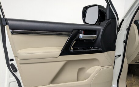 Toyota Land Cruiser 200, 2021 год, 7 995 000 рублей, 19 фотография