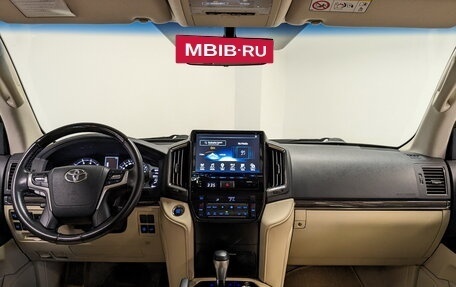 Toyota Land Cruiser 200, 2021 год, 7 995 000 рублей, 14 фотография