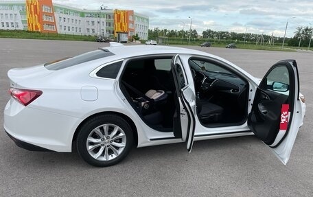 Chevrolet Malibu IX, 2018 год, 1 650 000 рублей, 7 фотография