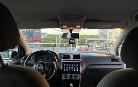 Volkswagen Polo VI (EU Market), 2013 год, 800 000 рублей, 7 фотография