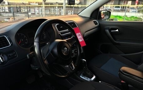Volkswagen Polo VI (EU Market), 2013 год, 800 000 рублей, 6 фотография
