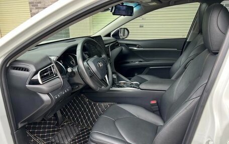 Toyota Camry, 2021 год, 1 800 002 рублей, 8 фотография