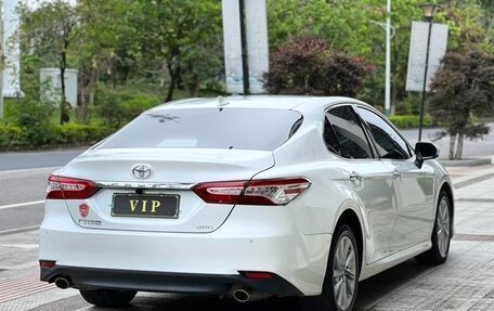 Toyota Camry, 2021 год, 1 800 002 рублей, 6 фотография