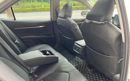 Toyota Camry, 2021 год, 1 800 002 рублей, 11 фотография