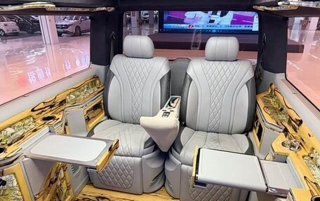 Volkswagen Caravelle T6 рестайлинг, 2019 год, 4 000 000 рублей, 7 фотография