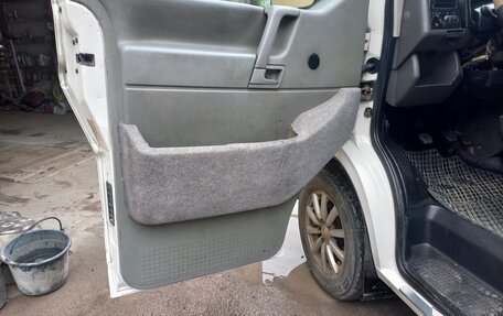 Volkswagen Transporter T4, 2001 год, 810 000 рублей, 14 фотография
