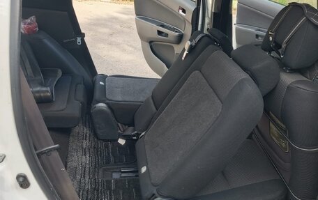 Toyota Wish II, 2003 год, 830 000 рублей, 14 фотография