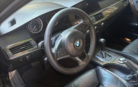BMW 5 серия, 2004 год, 950 000 рублей, 7 фотография