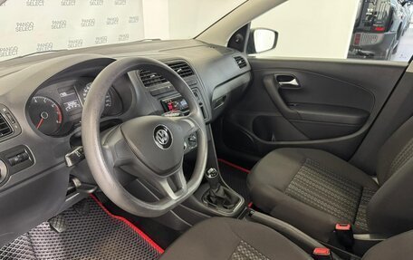Volkswagen Polo VI (EU Market), 2015 год, 1 050 000 рублей, 6 фотография