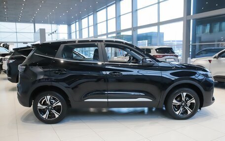 Chery Tiggo 4 I рестайлинг, 2025 год, 2 220 000 рублей, 5 фотография