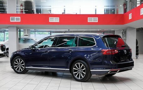 Volkswagen Passat B8 рестайлинг, 2018 год, 2 299 000 рублей, 4 фотография