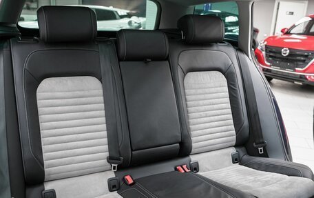 Volkswagen Passat B8 рестайлинг, 2018 год, 2 299 000 рублей, 9 фотография