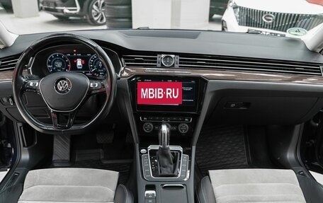 Volkswagen Passat B8 рестайлинг, 2018 год, 2 299 000 рублей, 14 фотография