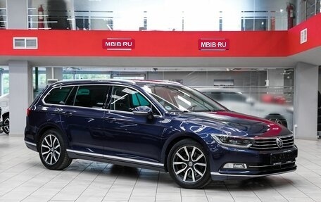 Volkswagen Passat B8 рестайлинг, 2018 год, 2 299 000 рублей, 3 фотография