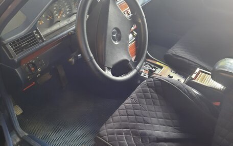 Mercedes-Benz W124, 1991 год, 600 000 рублей, 8 фотография