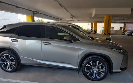 Lexus RX IV рестайлинг, 2017 год, 4 250 000 рублей, 4 фотография