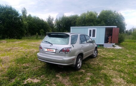 Lexus RX IV рестайлинг, 2001 год, 850 000 рублей, 3 фотография