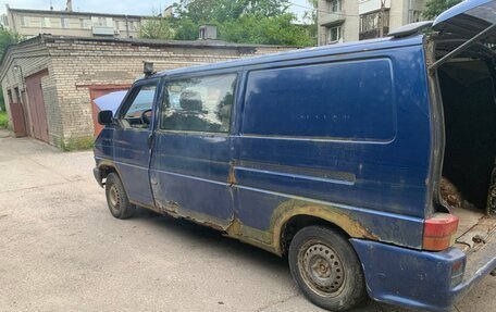 Volkswagen Transporter T4, 1993 год, 140 000 рублей, 4 фотография