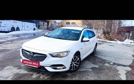 Opel Insignia II рестайлинг, 2018 год, 1 550 000 рублей, 3 фотография