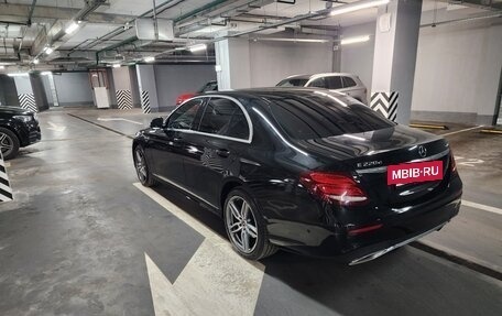 Mercedes-Benz E-Класс, 2018 год, 4 300 000 рублей, 7 фотография