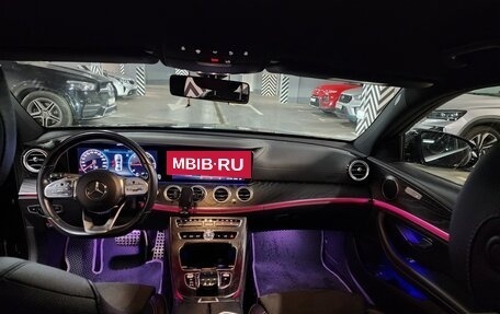 Mercedes-Benz E-Класс, 2018 год, 4 300 000 рублей, 10 фотография
