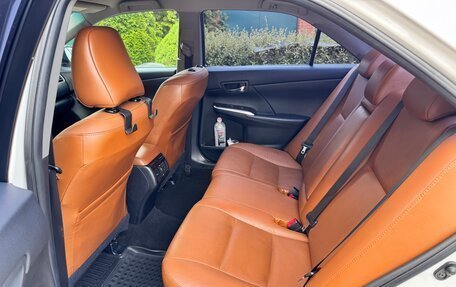 Toyota Camry, 2017 год, 2 650 000 рублей, 7 фотография