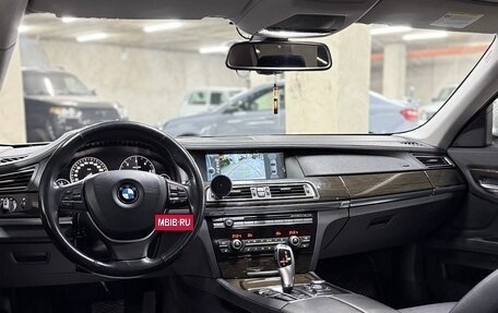 BMW 7 серия, 2012 год, 2 950 000 рублей, 14 фотография