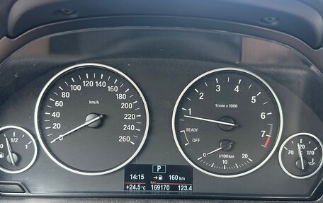 BMW 3 серия, 2018 год, 1 549 000 рублей, 12 фотография