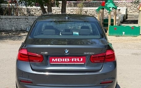 BMW 3 серия, 2018 год, 1 549 000 рублей, 10 фотография