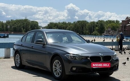 BMW 3 серия, 2018 год, 1 549 000 рублей, 4 фотография