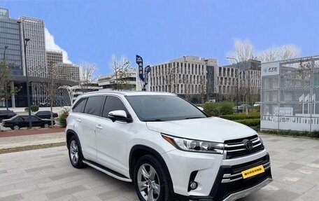 Toyota Highlander III, 2021 год, 2 470 002 рублей, 3 фотография