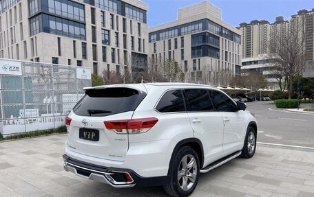 Toyota Highlander III, 2021 год, 2 470 002 рублей, 7 фотография